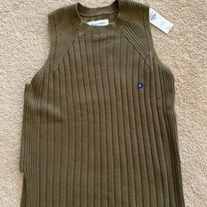 *NEW* Abercrombie & Fitch Sleeveless Sweater Top